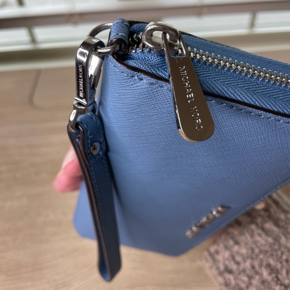 Michael Kors Continental Wallet - Picture 8 of 14